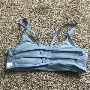 Vuori sports bra